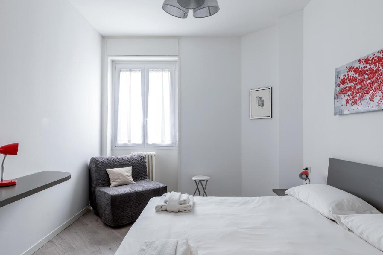 Piazza De Angeli M1 Comfortable Flat With Balcony - Milan — Foto 1